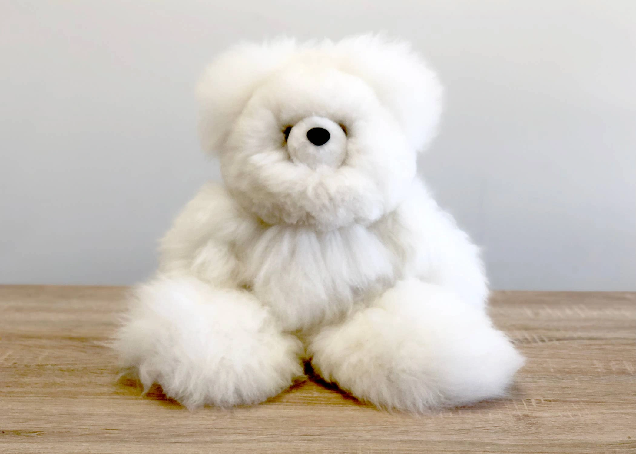 Giant Cozy Alpaca Plushie - Huggable Soft Toy Adventure
