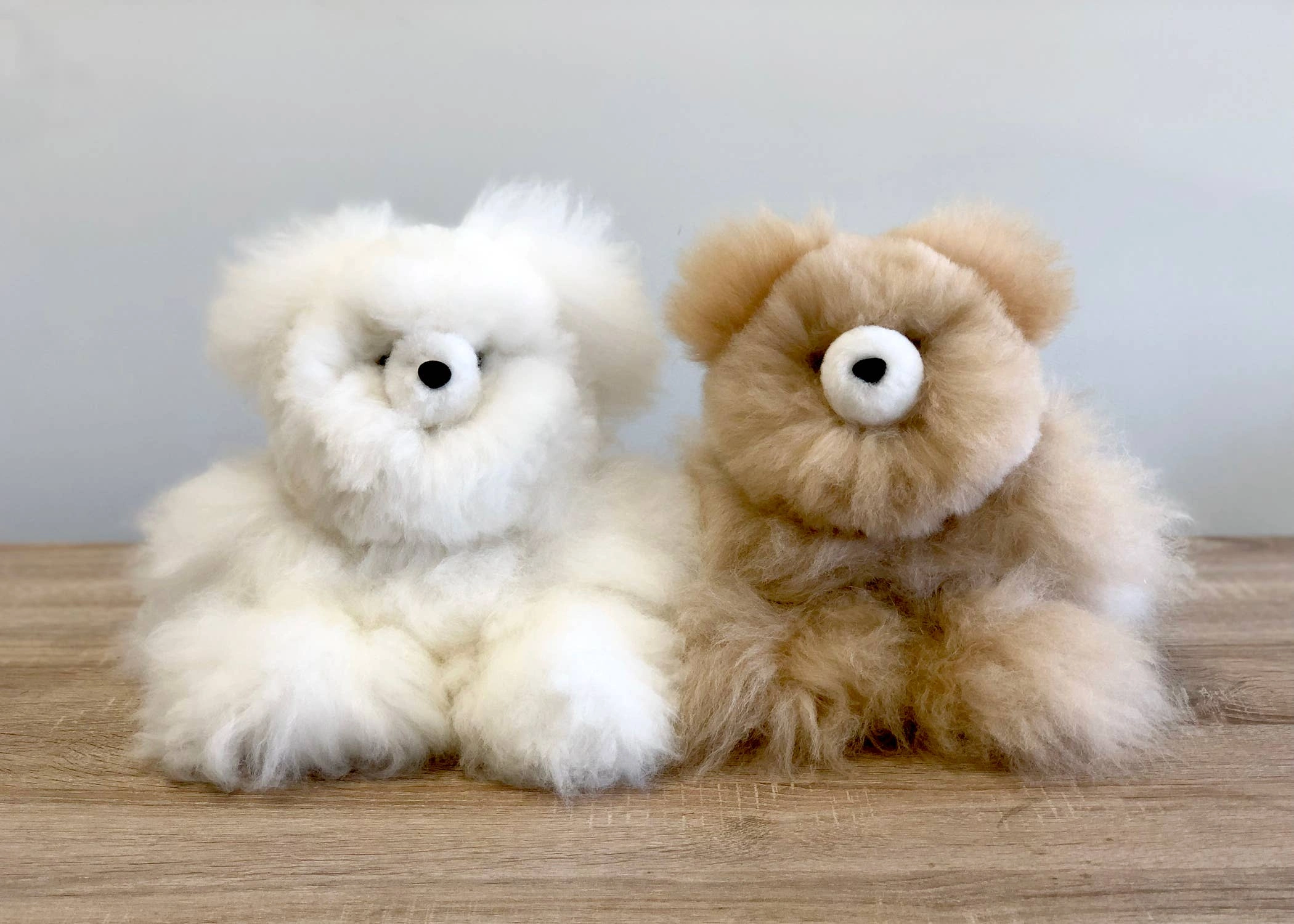 Cozy Cloud Bear: 15 Adorable Alpaca Plush – Perfect Huggable Friend!